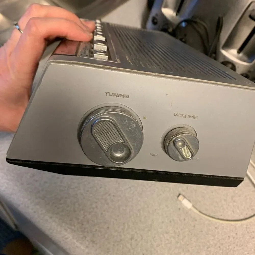 Kmart Model No. 30-41 Clock Radio *Only Clock Works-Read*